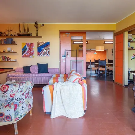 Daria - Garden, Swimming Pool, Lake View *